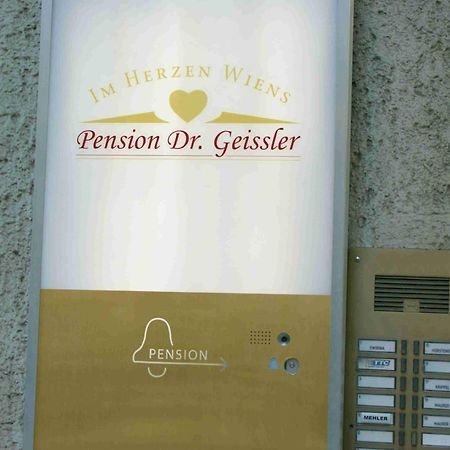 Pension Dr. Geissler Wien Exteriör bild